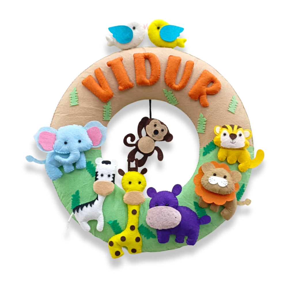 Roars & Giggles | Personalised Felt Kids Hanging