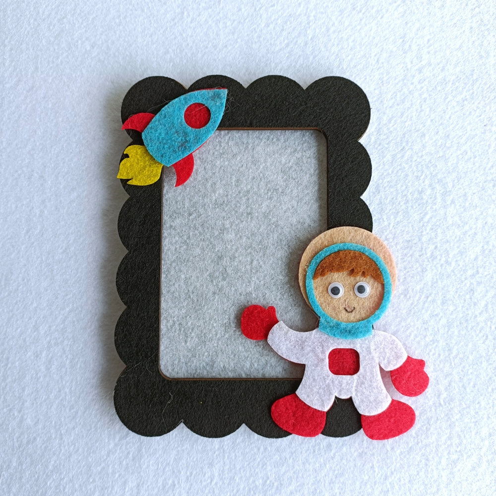 Little Explorer Frame | Astronaut | Personalised Magnetic Felt Photo Frame