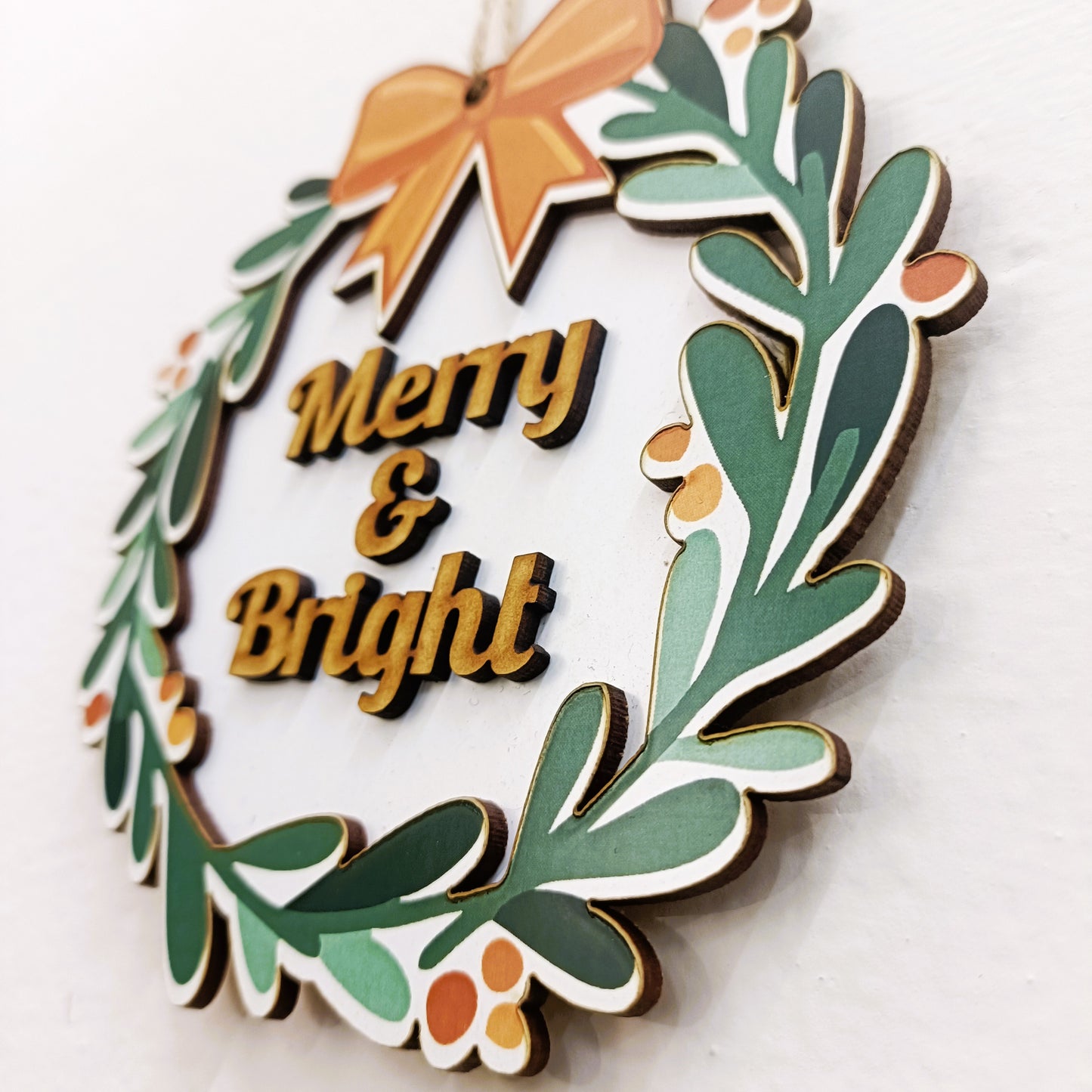 MERRY AND BRIGHT ORNAMENT - WREATH