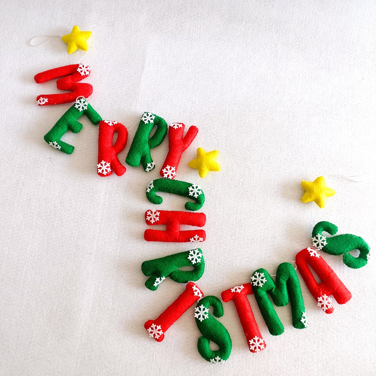 MERRY CHRISTMAS GARLAND - RED AND GREEN