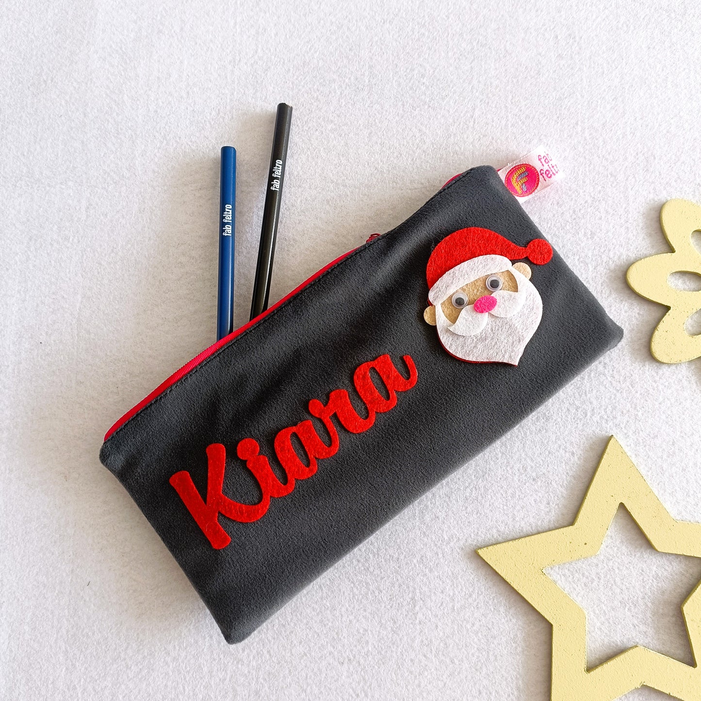 GREY ZIPPER POUCH - SANTA