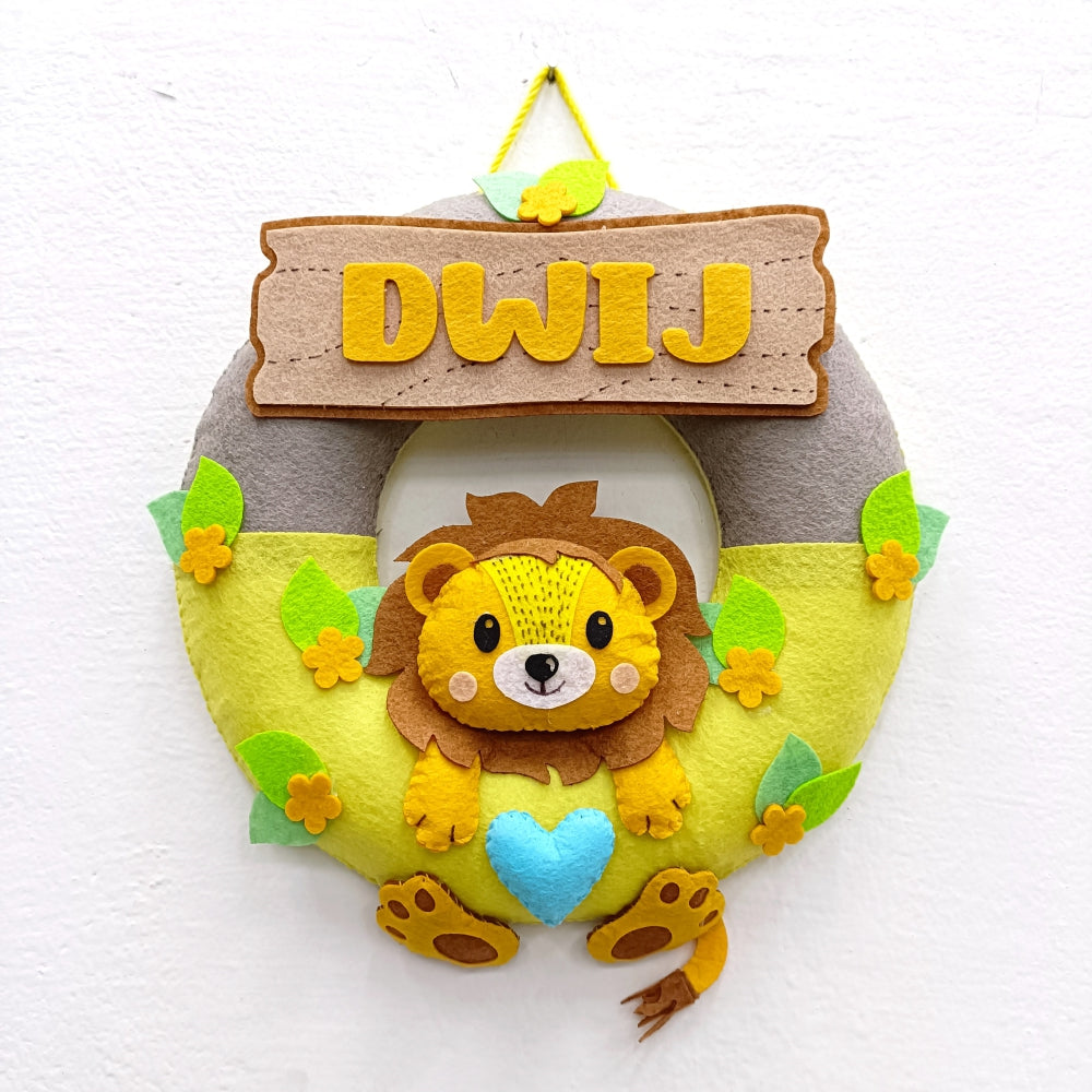 Lion Donut Shaped Hanging | Personalised Felt Kids Small Hanging